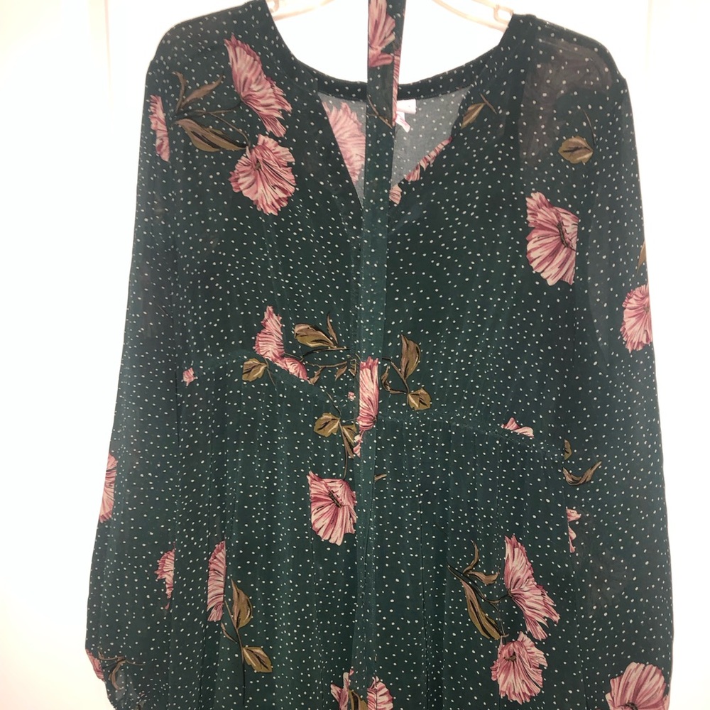 Isabel Maternity by Ingrid & Isabel Black and Pink Long Sleeve Sundress